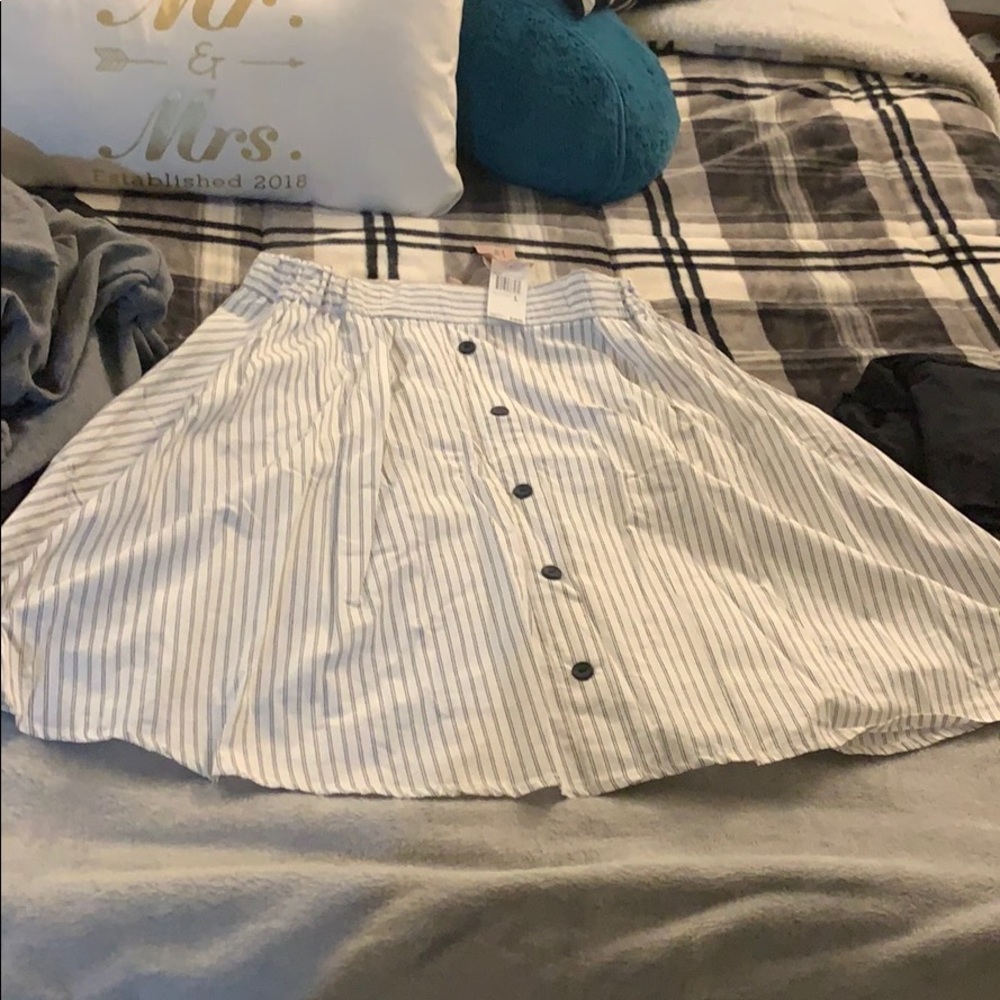 Striped knee length skirt